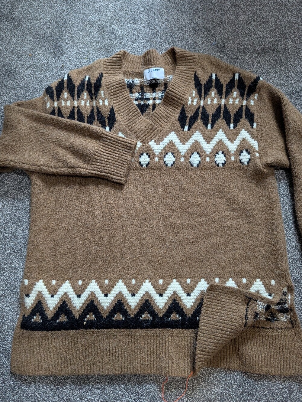 Old Navy Women's V-Neck Fair Isle Sweater in Brown, Black & White